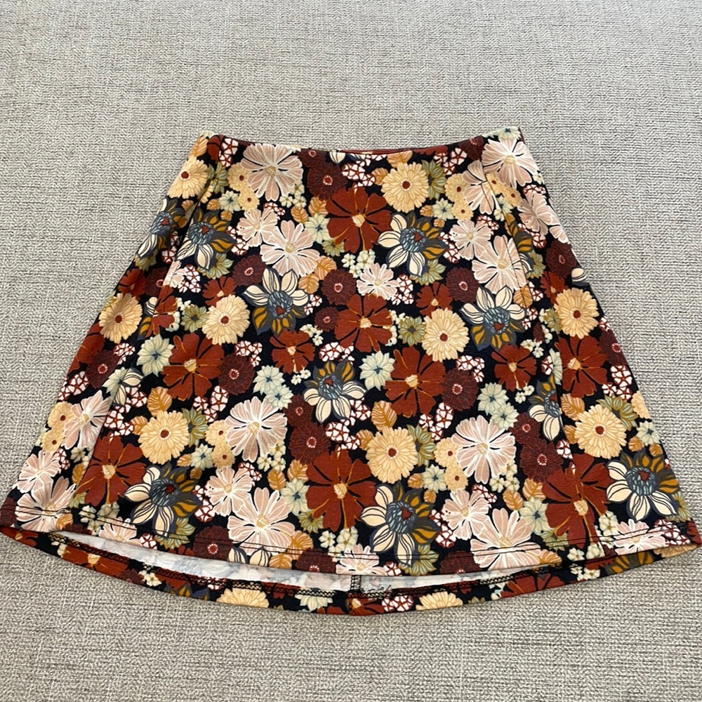 Originality XS floral skirt from Dry Goods